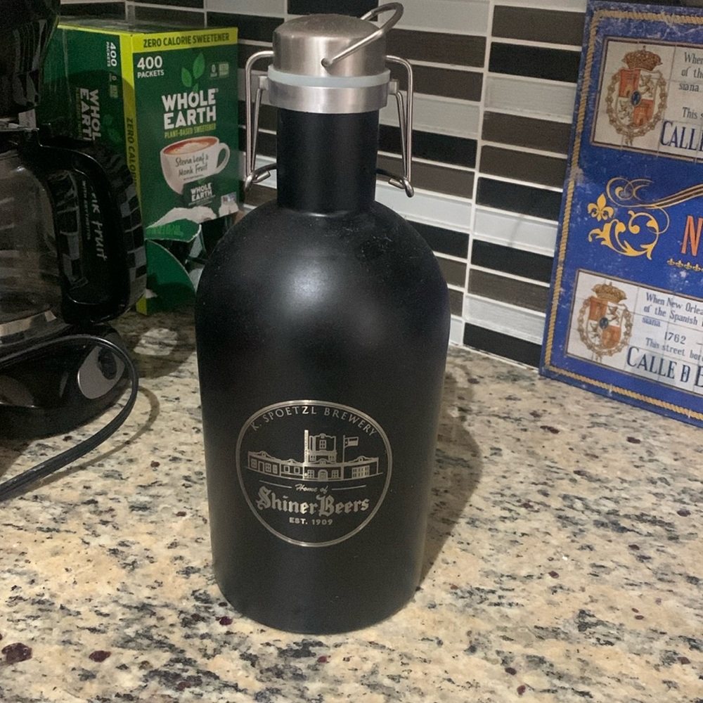 Shiner beer growler
